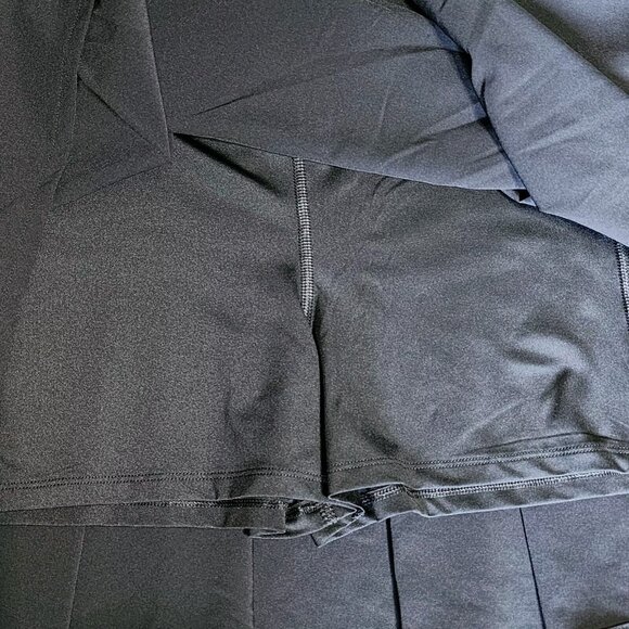 AMAZON ESSENTIALS Solid All Black Pull On Pleated Skort Womens Size XL - Picture 2 of 5